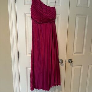 Abercrombie and Fitch Pleated One Shoulder Pink Maxi Dress size M  NWT